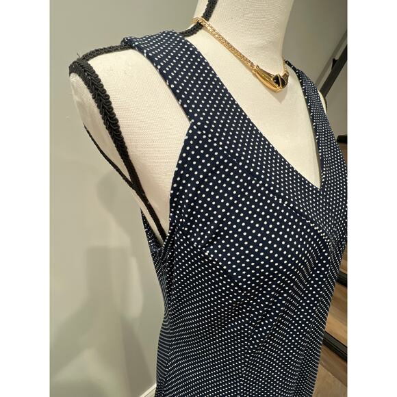 Adrianna Papell Blue Polka Dot Dress, Size M, V-Neck, Asymmetric Hem - Picture 5 of 13